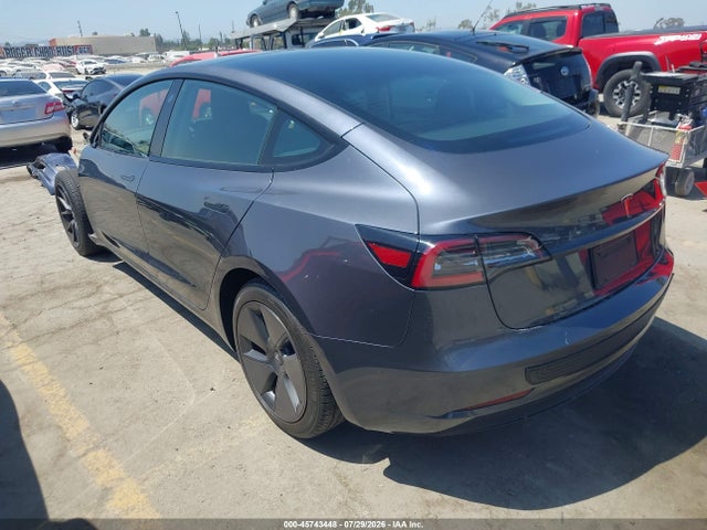 Tesla Model 3 Rear-wheel Drive 2023 5YJ3E1EA9PF565736 Image 3