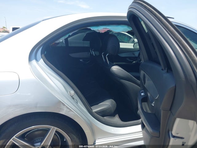 55SWF4JB0GU170403 Mercedes-Benz C 300 Sport