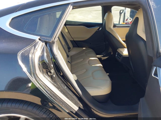 Продаж на аукціоні авто 2015 Tesla Model S 60/70/85, vin: 5YJSA1H11FFP79122, номер лоту: 45743479