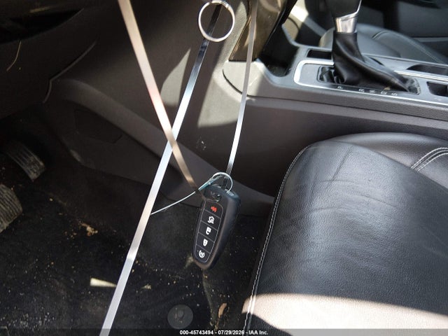 Продажа на аукционе авто 2017 Ford Escape Titanium, vin: 1FMCU0J98HUB81301, номер лота: 45743494
