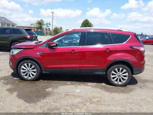 Продажа на аукционе авто 2017 Ford Escape Titanium, vin: 1FMCU0J98HUB81301, номер лота: 45743494