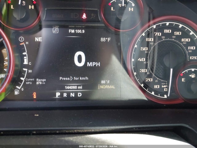1C6RR7YT9HS720201 RAM 1500 Rebel 4x4 5&#039;7 Box