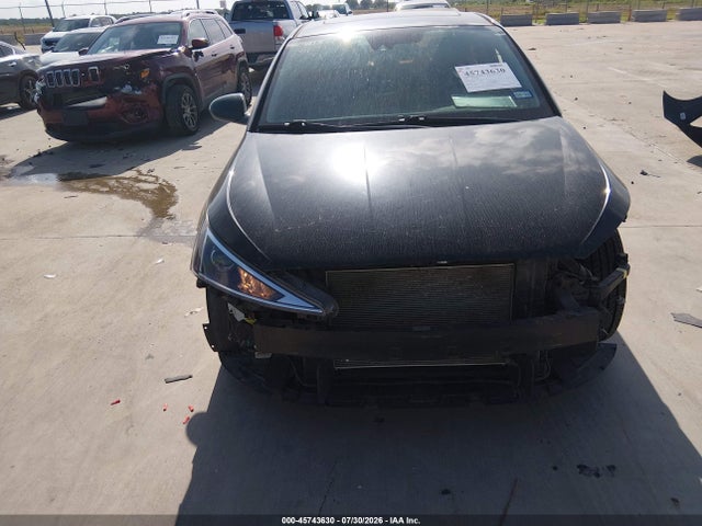Hyundai Elantra Value Edition 2020 5NPD84LF9LH623593 Image 12