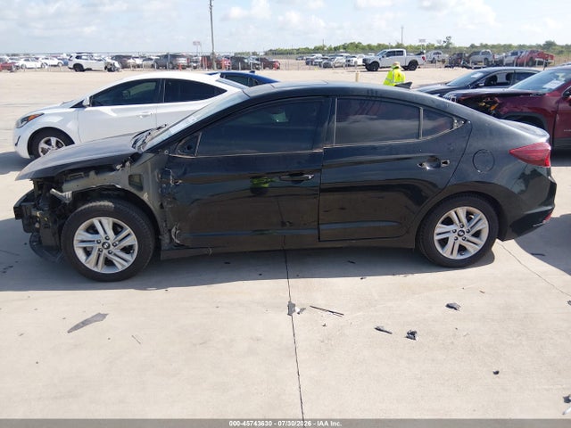 Hyundai Elantra Value Edition 2020 5NPD84LF9LH623593 Image 14