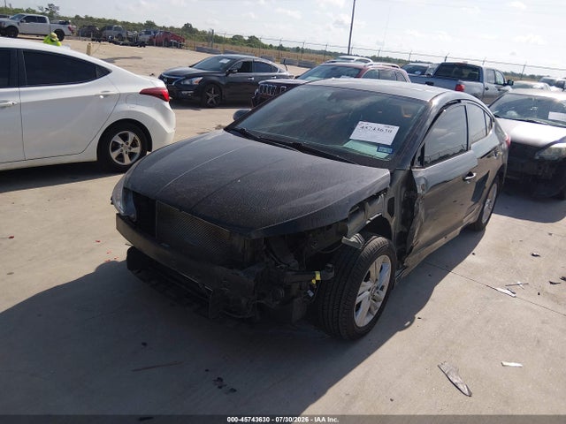 Hyundai Elantra Value Edition 2020 5NPD84LF9LH623593 Image 2