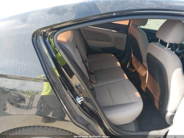 Hyundai Elantra Value Edition 2020 5NPD84LF9LH623593 Image 8