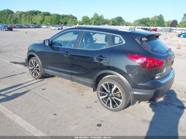 Продажа на аукционе авто 2017 Nissan Rogue Sport Sl, vin: JN1BJ1CR1HW123887, номер лота: 45743631