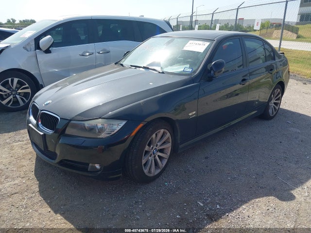 45743675 :رقم المزاد ، WBAPK5G57BNN31559 vin ، 2011 Bmw 328i Xdrive مزاد بيع