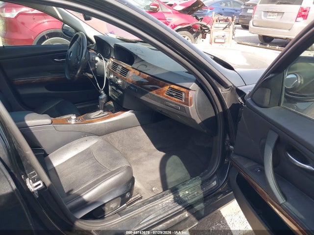 45743675 :رقم المزاد ، WBAPK5G57BNN31559 vin ، 2011 Bmw 328i Xdrive مزاد بيع