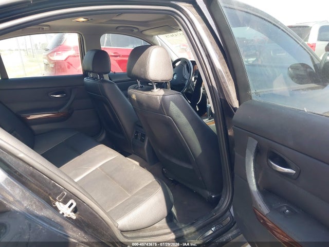 45743675 :رقم المزاد ، WBAPK5G57BNN31559 vin ، 2011 Bmw 328i Xdrive مزاد بيع