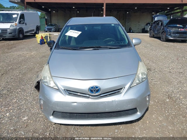 2013 Toyota Prius V Three მანქანა იყიდება აუქციონზე, vin: JTDZN3EU9D3282150, აუქციონის ნომერი: 45743684