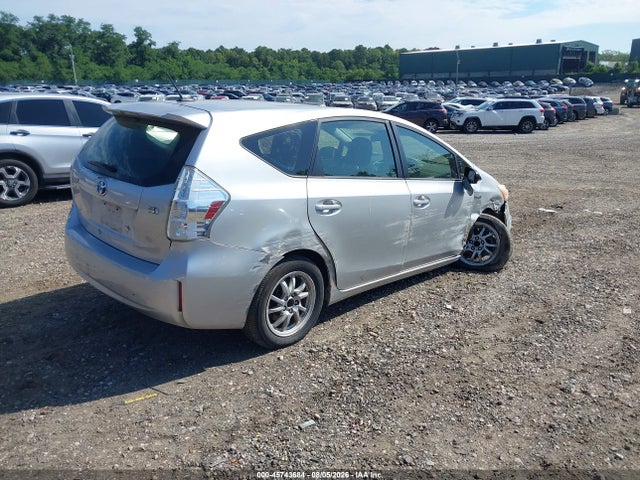2013 Toyota Prius V Three მანქანა იყიდება აუქციონზე, vin: JTDZN3EU9D3282150, აუქციონის ნომერი: 45743684
