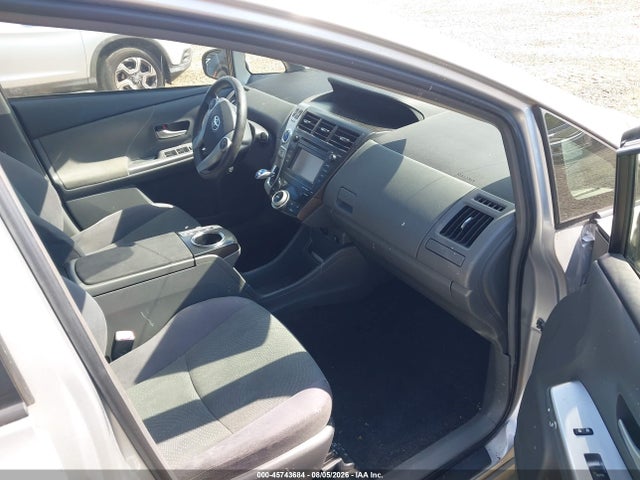 2013 Toyota Prius V Three მანქანა იყიდება აუქციონზე, vin: JTDZN3EU9D3282150, აუქციონის ნომერი: 45743684