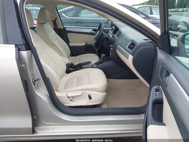 Продажа на аукционе авто 2014 Volkswagen Jetta 1.8t Se, vin: 3VWD07AJ7EM293480, номер лота: 45743751