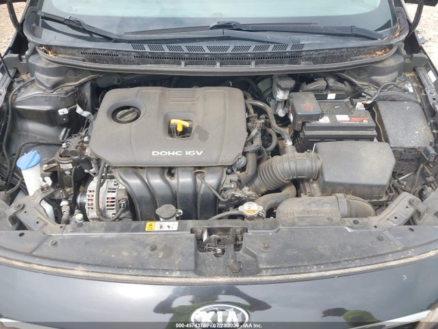 45743759 :رقم المزاد ، 3KPFK4A75HE052458 vin ، 2017 Kia Forte Lx مزاد بيع