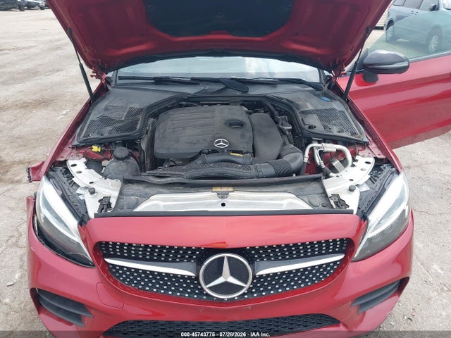 2019 Mercedes-benz C 300 4matic მანქანა იყიდება აუქციონზე, vin: WDDWJ8EB0KF816339, აუქციონის ნომერი: 45743775