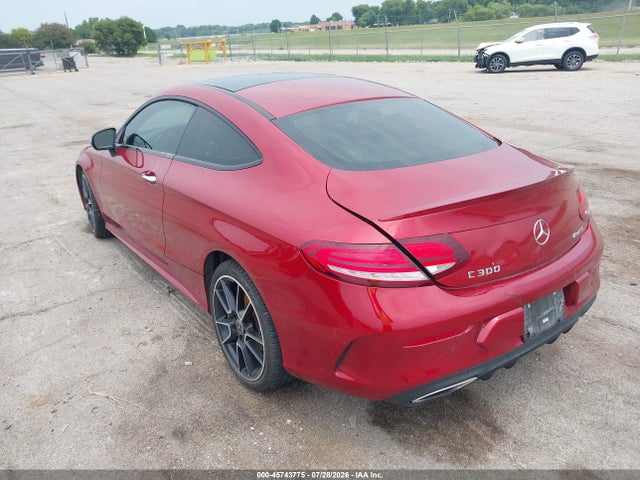 2019 Mercedes-benz C 300 4matic მანქანა იყიდება აუქციონზე, vin: WDDWJ8EB0KF816339, აუქციონის ნომერი: 45743775