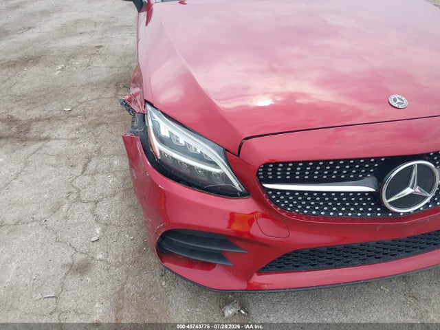 2019 Mercedes-benz C 300 4matic მანქანა იყიდება აუქციონზე, vin: WDDWJ8EB0KF816339, აუქციონის ნომერი: 45743775