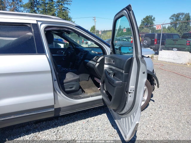 Ford EXPLORER XLT 2017 1FM5K8D80HGD17807 Image 5