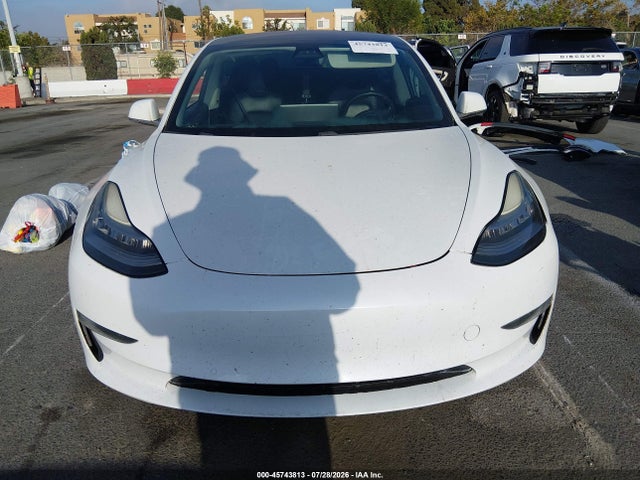 Tesla Model 3 Long Range/mid Range 2018 5YJ3E1EA2JF053002 Image 13
