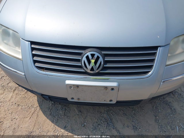 Продаж на аукціоні авто 2001 Volkswagen Passat Glx, vin: WVWRH63B21P133609, номер лоту: 45743814