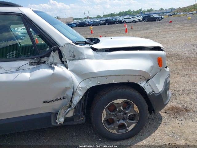 2015 Jeep Renegade Latitude მანქანა იყიდება აუქციონზე, vin: ZACCJBBH8FPB99066, აუქციონის ნომერი: 45743887