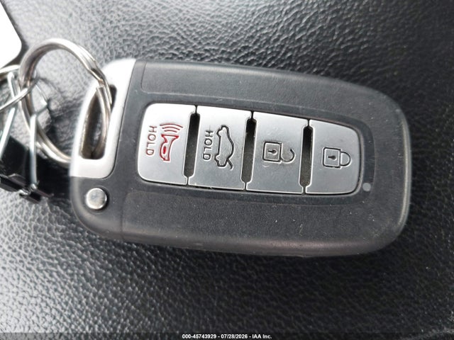 Продажа на аукционе авто 2011 Hyundai Sonata Hybrid, vin: KMHEC4A4XBA003048, номер лота: 45743929