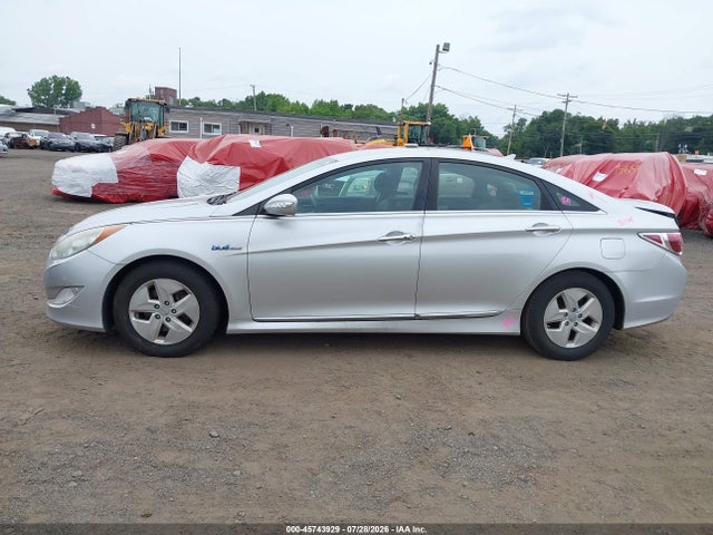 Продажа на аукционе авто 2011 Hyundai Sonata Hybrid, vin: KMHEC4A4XBA003048, номер лота: 45743929