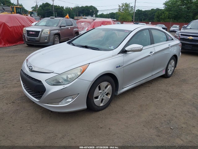 Продажа на аукционе авто 2011 Hyundai Sonata Hybrid, vin: KMHEC4A4XBA003048, номер лота: 45743929