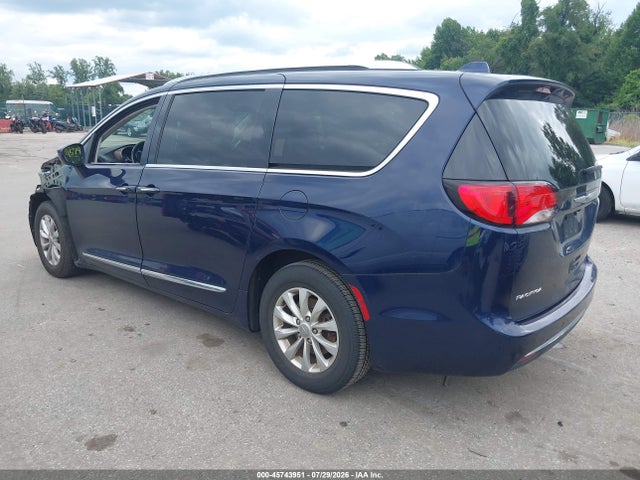 45743951 :رقم المزاد ، 2C4RC1BG7KR531641 vin ، 2019 Chrysler Pacifica Touring L مزاد بيع