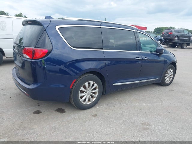 45743951 :رقم المزاد ، 2C4RC1BG7KR531641 vin ، 2019 Chrysler Pacifica Touring L مزاد بيع