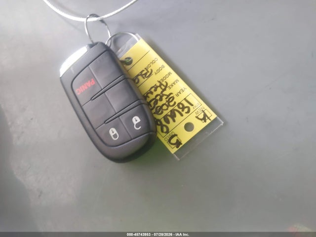 45743953 :رقم المزاد ، ZACNJDBB4MPM30703 vin ، 2021 Jeep Renegade Latitude 4x4 مزاد بيع