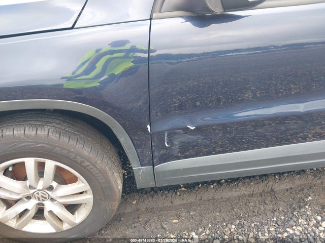 Aukcja sprzedaży 2012 Volkswagen Tiguan S, vin: WVGBV7AX7CW560710, numer aukcji: 45743973