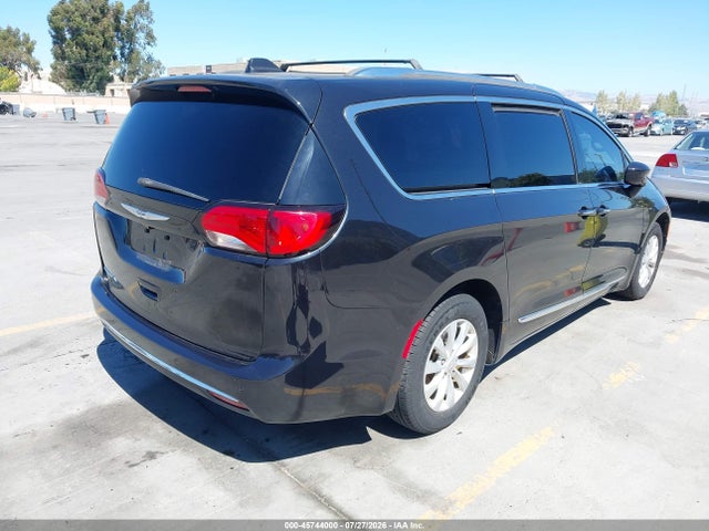 Chrysler Pacifica Touring L 2018 2C4RC1BG9JR120725 Image 6