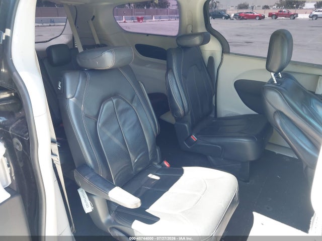 Chrysler Pacifica Touring L 2018 2C4RC1BG9JR120725 Image 8