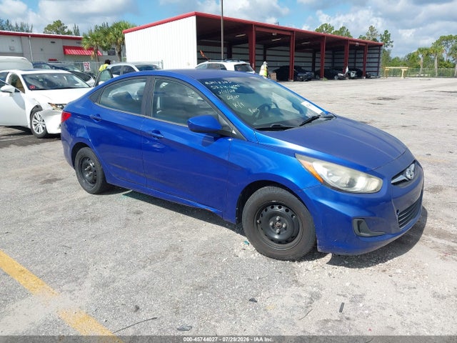 45744027 :رقم المزاد ، KMHCT4AE2DU359656 vin ، 2013 Hyundai Accent Gls مزاد بيع