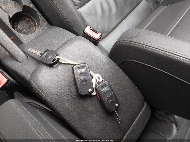 Aukcja sprzedaży 2008 Volkswagen R32, vin: WVWKC71KX8W175888, numer aukcji: 45744039