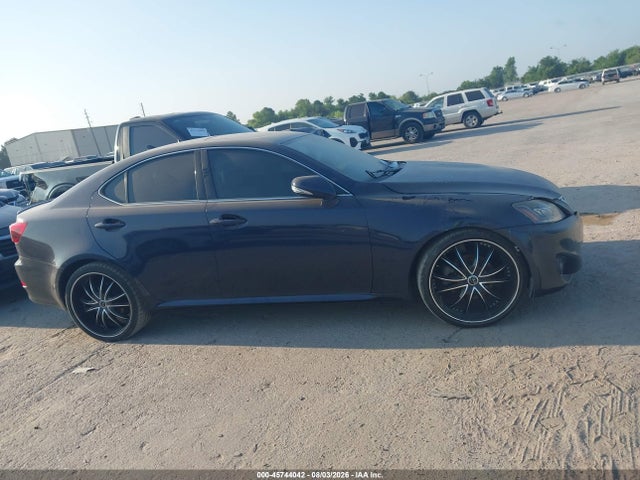 45744042 :رقم المزاد ، JTHBF5C22B5151668 vin ، 2011 Lexus Is 250 مزاد بيع