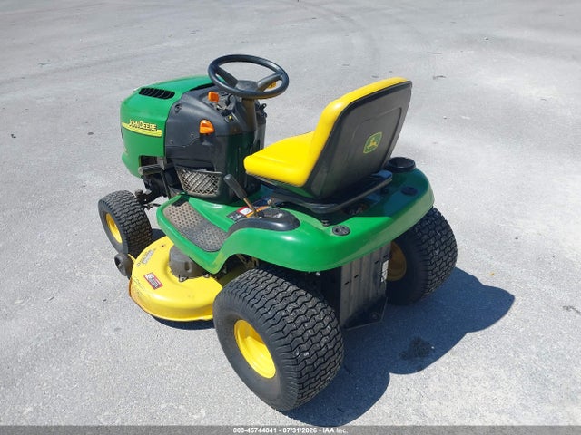 45744041 :رقم المزاد ، GXL118B070691 vin ، 2005 John Deere L118-42 مزاد بيع