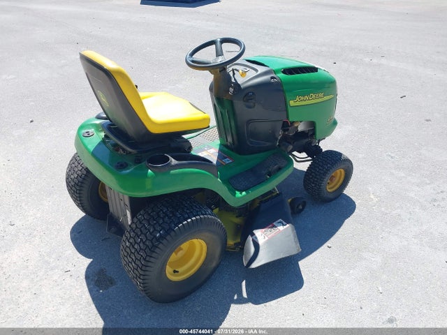 45744041 :رقم المزاد ، GXL118B070691 vin ، 2005 John Deere L118-42 مزاد بيع