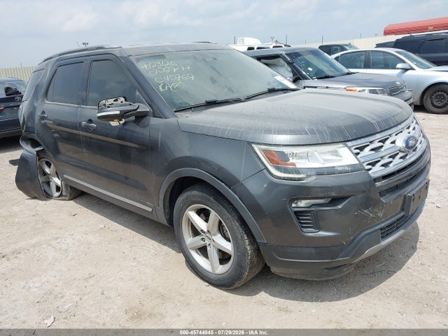 2018 1FM5K7D85JGC40769 main image