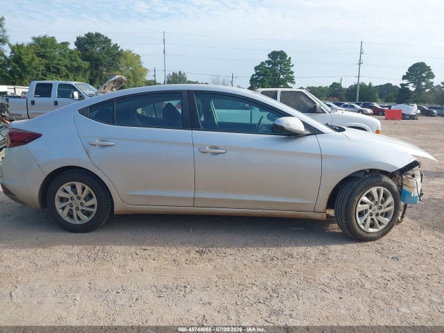 2019 Hyundai Elantra Se მანქანა იყიდება აუქციონზე, vin: KMHD74LF3KU752819, აუქციონის ნომერი: 45744085