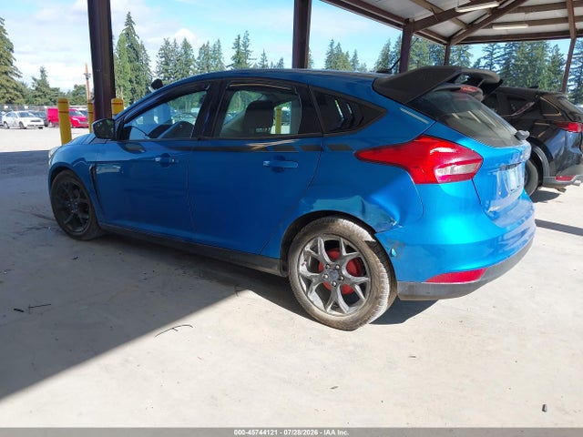 Ford FOCUS SE 2016 1FADP3K28GL255006 Image 3