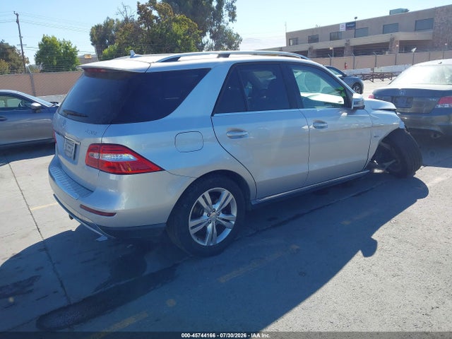 2012 Mercedes-benz Ml 350 4matic მანქანა იყიდება აუქციონზე, vin: 4JGDA5HB5CA013371, აუქციონის ნომერი: 45744166