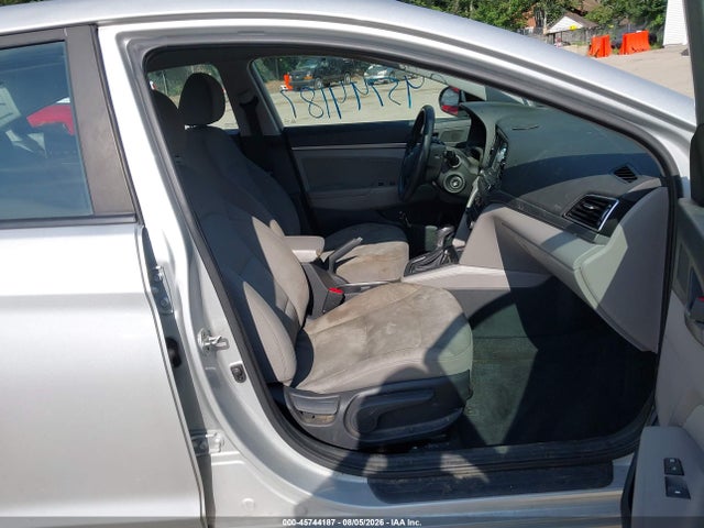 Продаж на аукціоні авто 2018 Hyundai Elantra Sel, vin: 5NPD84LF5JH238335, номер лоту: 45744187
