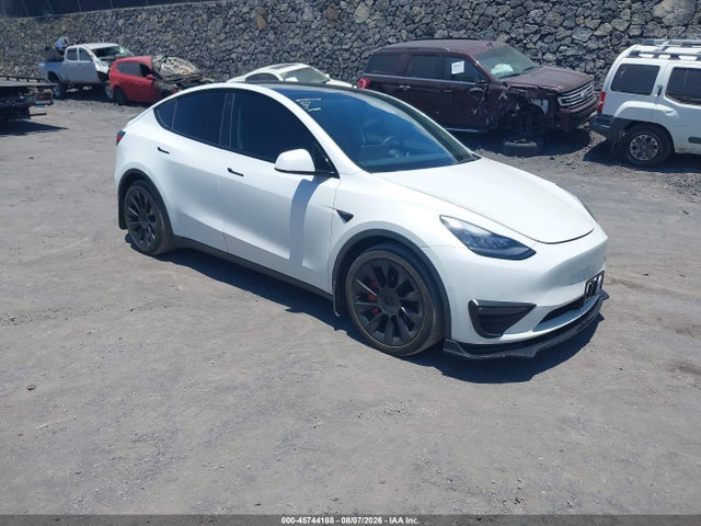 2021 Tesla Model Y Long Range Dual Motor All-wheel Drive მანქანა იყიდება აუქციონზე, vin: 5YJYGAEE8MF194275, აუქციონის ნომერი: 45744188