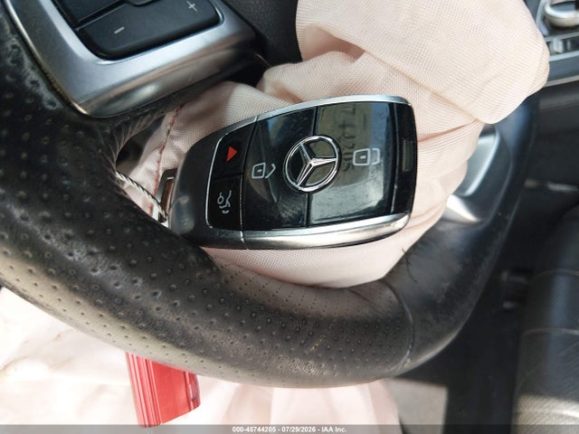 45744205 :رقم المزاد ، WDD1J6FB1JF018668 vin ، 2018 Mercedes-benz E 400 مزاد بيع
