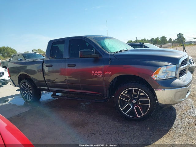 1C6RR6FT5KS674872 RAM 1500 Classic Tradesman 4x2 6&#039;4 Box