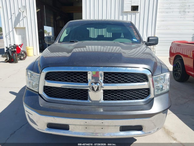 1C6RR6FT5KS674872 RAM 1500 Classic Tradesman 4x2 6&#039;4 Box