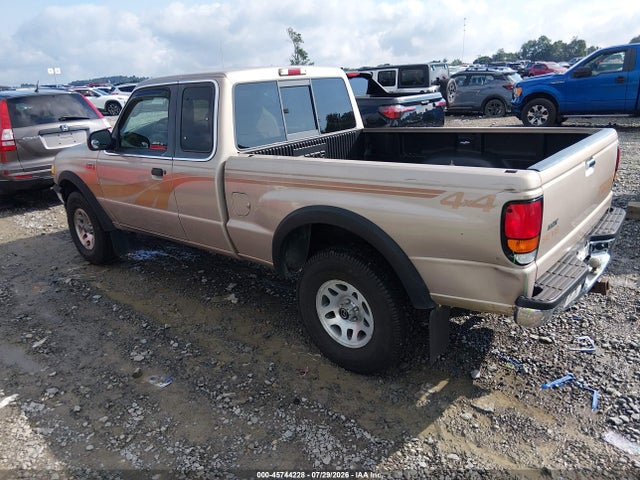 45744228 :رقم المزاد ، 4F4ZR17X9WTM07061 vin ، 1998 Mazda B4000 Se مزاد بيع